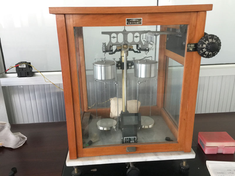 Laboratory equipment
